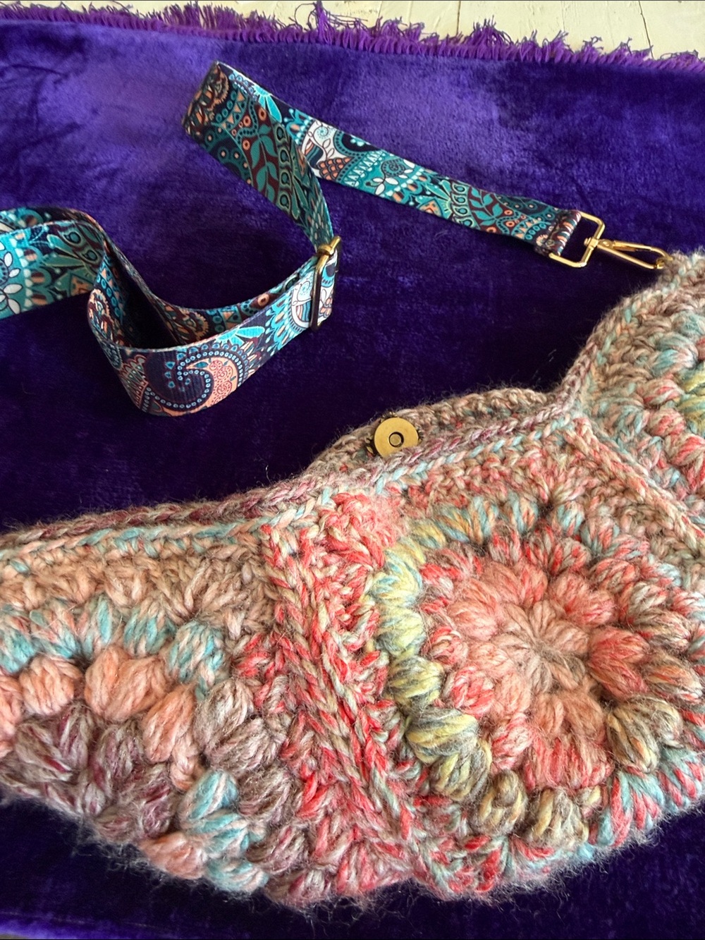 Handmade Multicolor Crochet Crossbody Bag with Patterned paisley Strap - Picture 5 of 8
